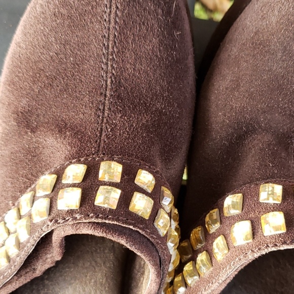 Volatile  Wedges - Picture 3 of 3